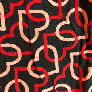 LuLaRoe Pants - OS LuLaRoe Leggings **Valentine** LuLaRoe Pants - OS LuLaRoe Leggings **Valentine**